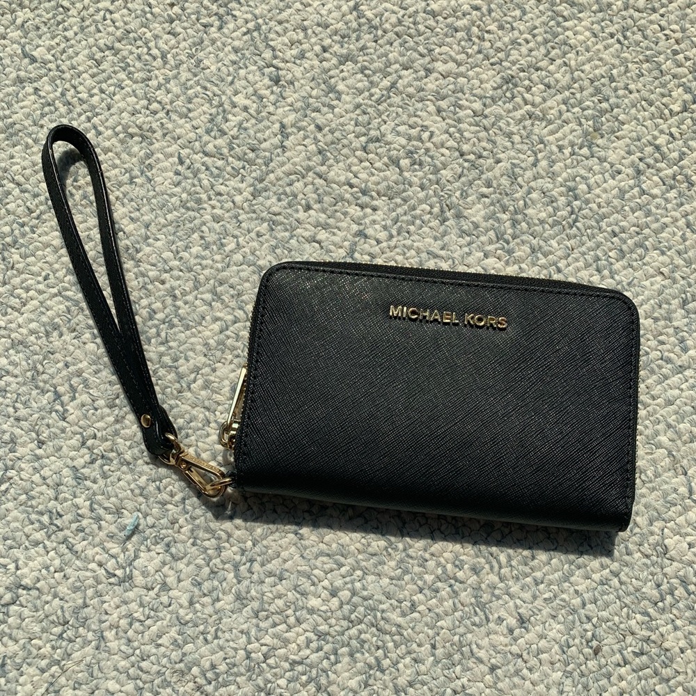 Michael Kors Jet Set Black Wristlet